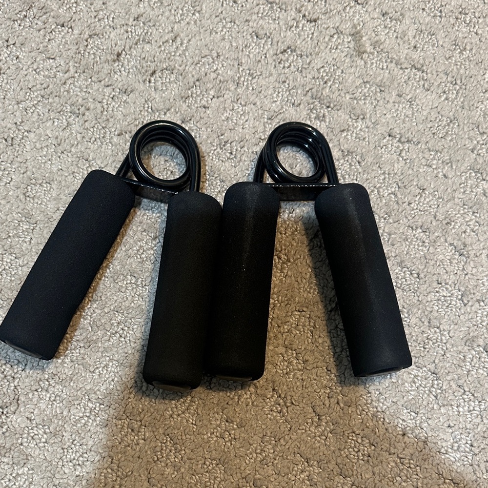 Black Hand Grip Strengtheners